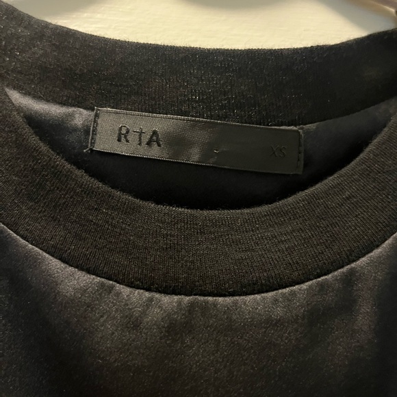 RtA SILK Cutout Shoulder Blouse - Picture 5 of 7